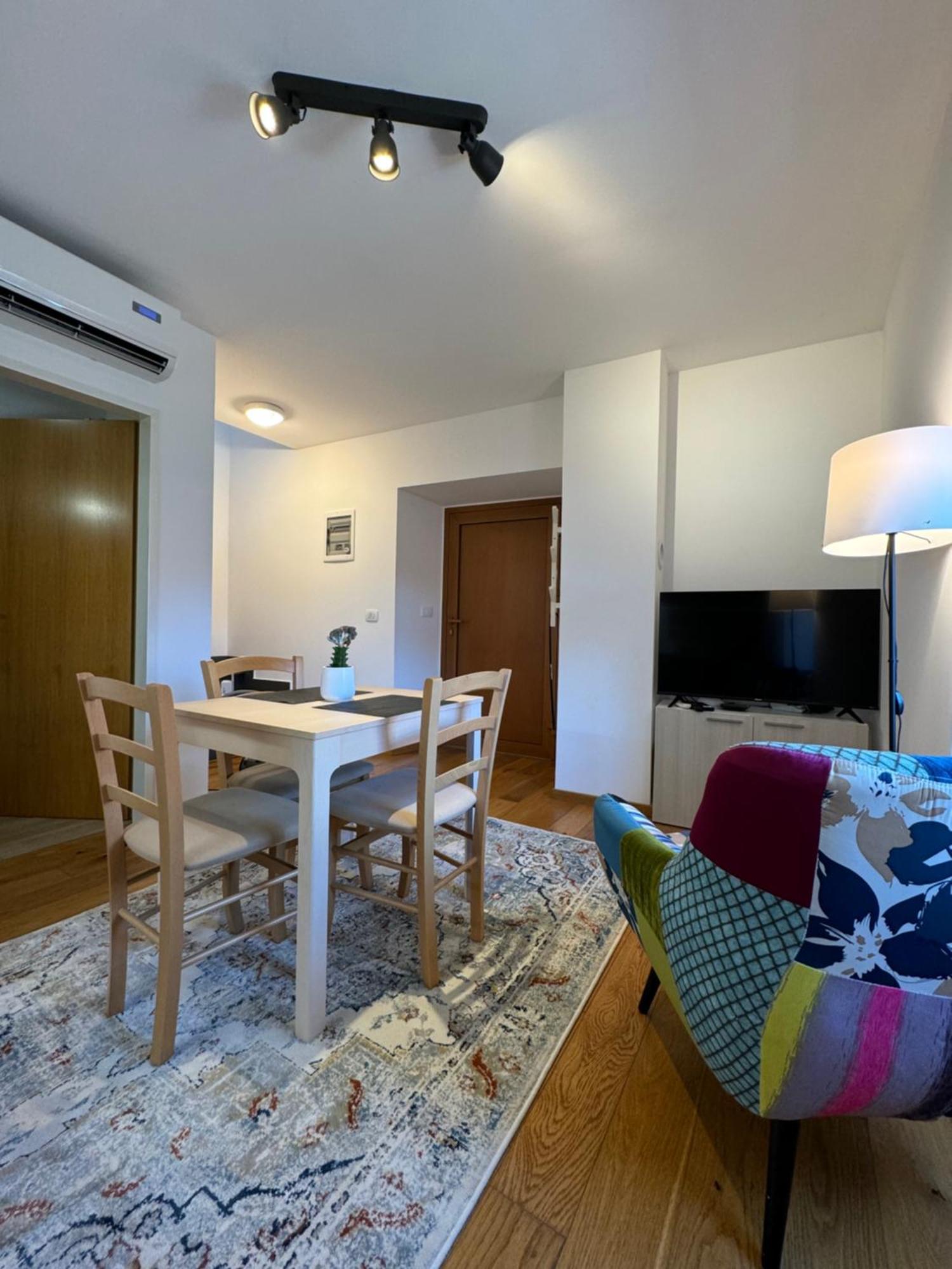 Santomas Apartments Šmarje Zewnętrze zdjęcie